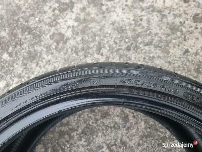 2x BRIDGESTONE Potenza S001 235/35/r19 6mm opony