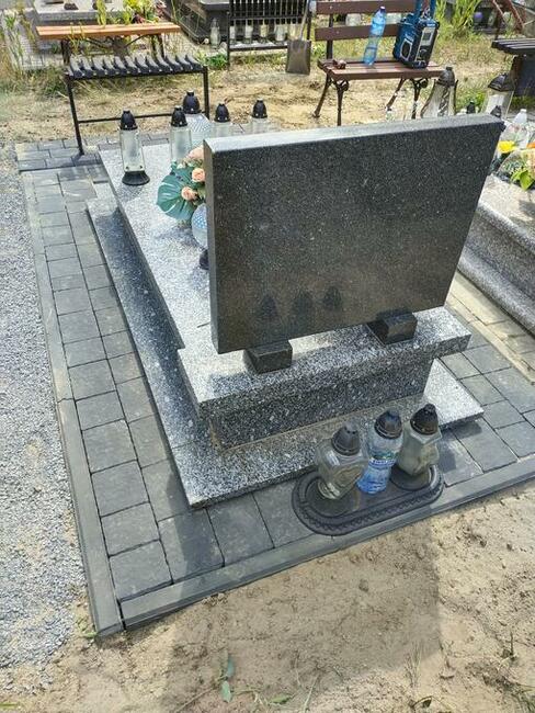 Układanie kostki brukowej