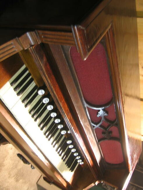 MEBLE NA ZAMOWIENIE RENOWACJE