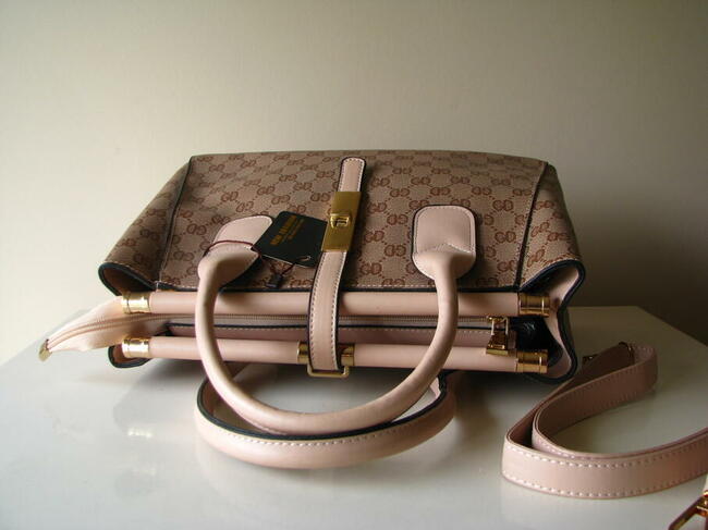 Elegancka torebka na ramię i do ręki