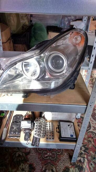 Mercedes CLS w 219 - Reflektory przód