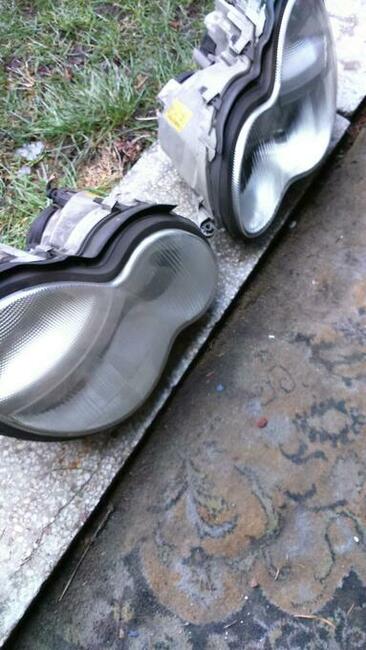 Mercedes C klasa w 203 - reflektory przód