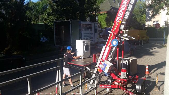 Wywóz mebli Bielsko-B.Sprzątanie mieszkań, domów,piwnic.