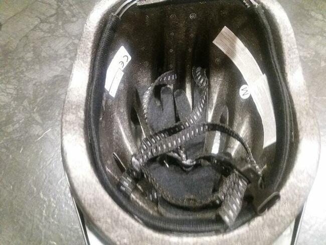 Kaski rowerowe - nowe 70 szt tylko po 19 zł szt