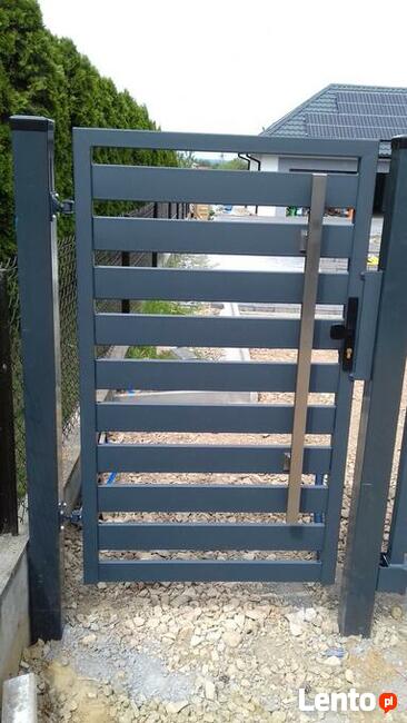 Bramy przesuwne oraz skrzydłowe