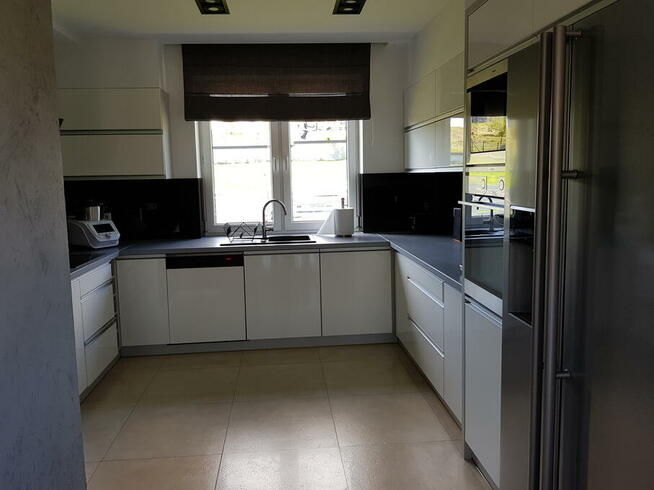 Komfortowy dom jednorodzinny blisko centrum!!