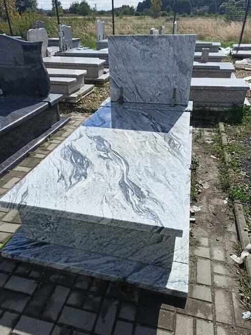 Nagrobki Granitowe