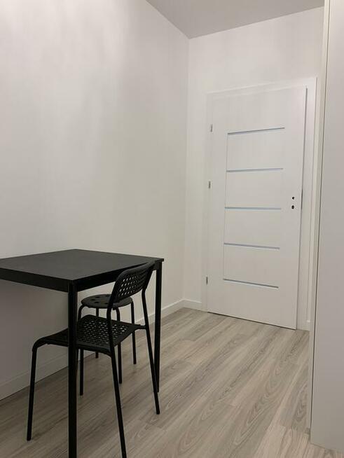 Pokój jednoosobowy w nowym mieszkaniu 8m2 kolejka Raków