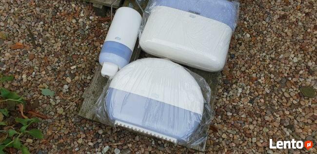 Akcesoria sanitarne dla firmy