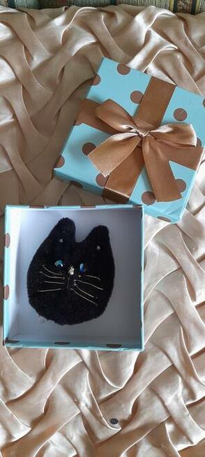 Poduszki koty czarne, rude