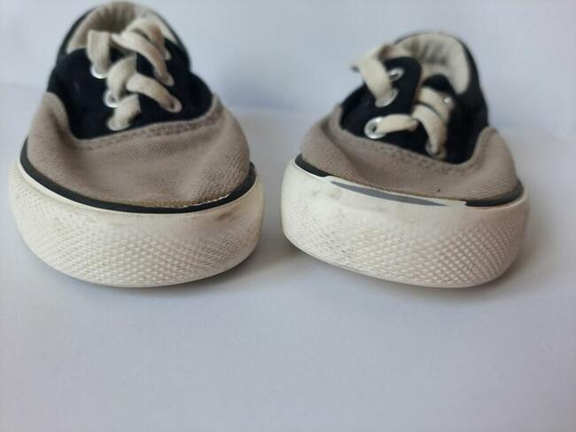 Buty sportowe chłopięce lekkie rozmiar 24