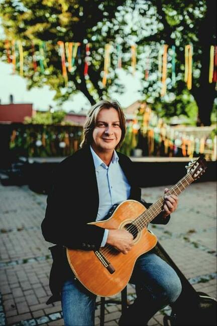 GITARA-Nauka Gry Lekcje Gitary UKULELE Chorzów, Bytom, Piekary