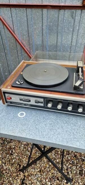 Gramofon stary AKORDS