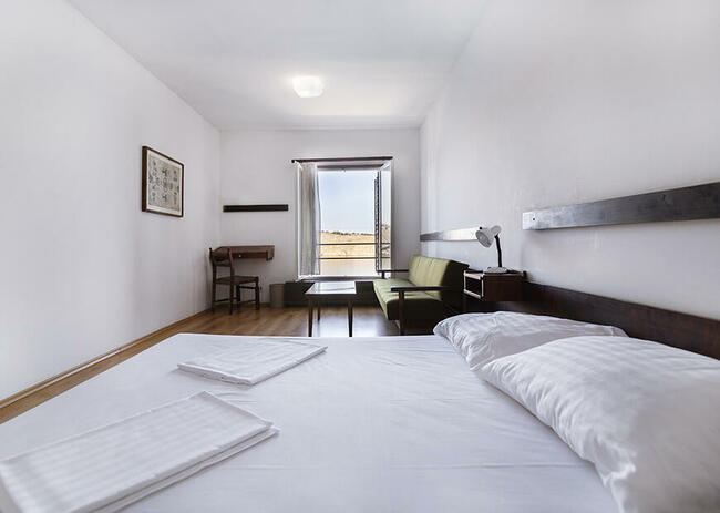 Chorwacja Kvarner POKOJE 30 m od morza HB bufety WINO PIWO!!