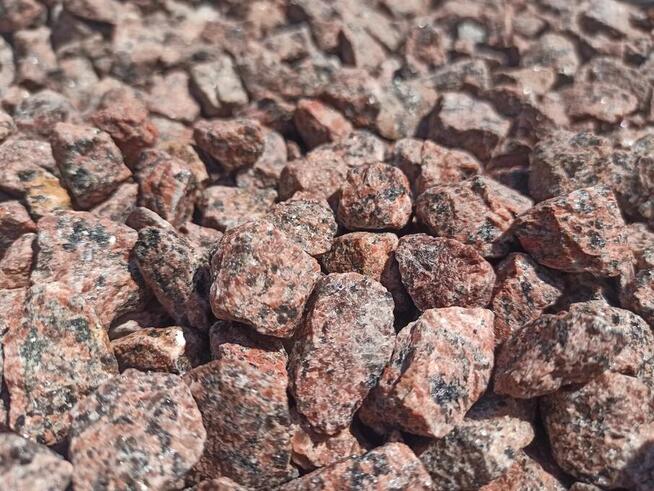 GRYS CZERWONY VANGA 8-16 mm Granit Kostka Kamień Murowy