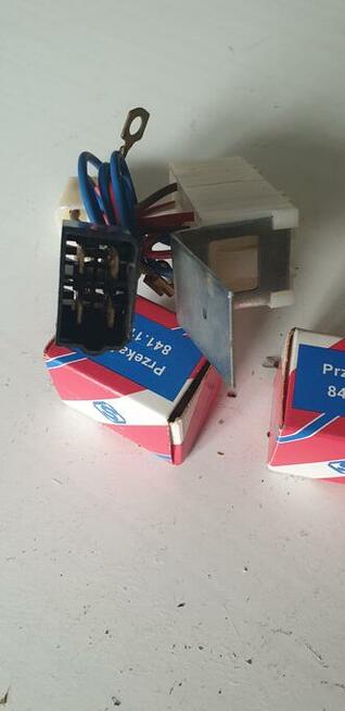 Przekaźnik świateł H4