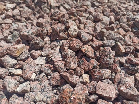 GRYS CZERWONY VANGA 8-16 mm Granit Kostka Kamień Murowy