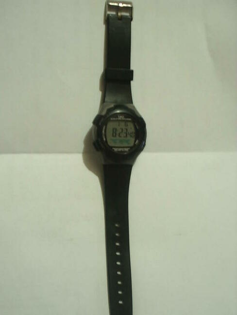 Firmowy zegarek elektroniczny Q&Q