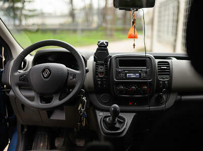 Kierowca na wesele_Transport na lotnisko_Bus 9os Kraków Nie