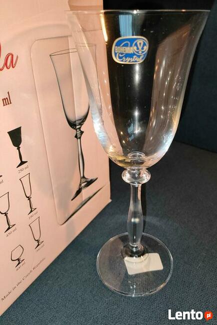 Kieliszki do wina 6 sztuk 250 ml. -NOWE !!!