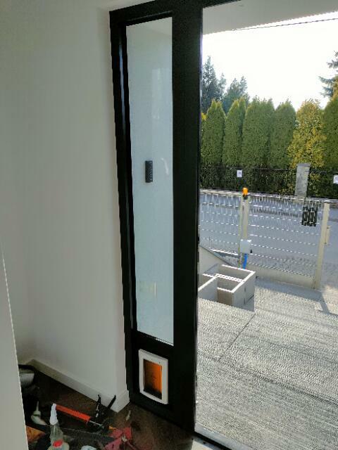 Wyprowadzenie rury wyrzutowej od klimatyzatora wewnętrznego