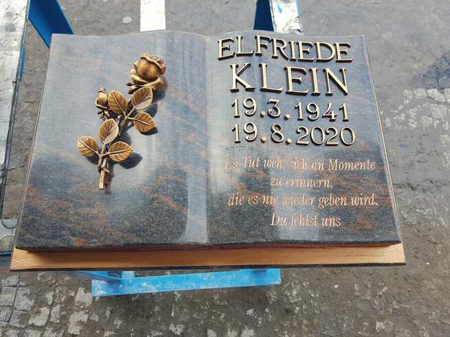 LITERNICTWO NAGROBNE - dopisywanie liter, kucie, grawery