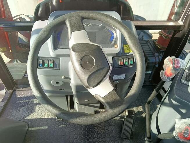 2026 rok NOWY Ciągnik rolniczy 180 KM 4x4 MAXUS