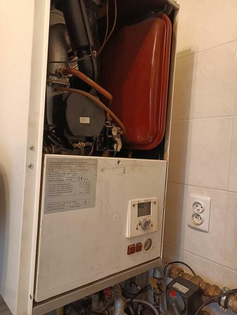 Hydrauliczne ;Pompy ciepła, kotły gazowe Brotje z montażem