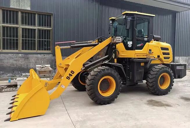 2026 rok Nowa Ładowarka kołowa 4x4 MAXUS