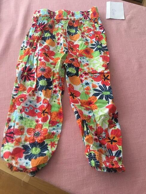 Ubranka dla dziewczynki