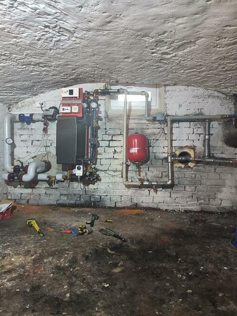 Hydrauliczne ;Pompy ciepła, kotły gazowe Brotje z montażem