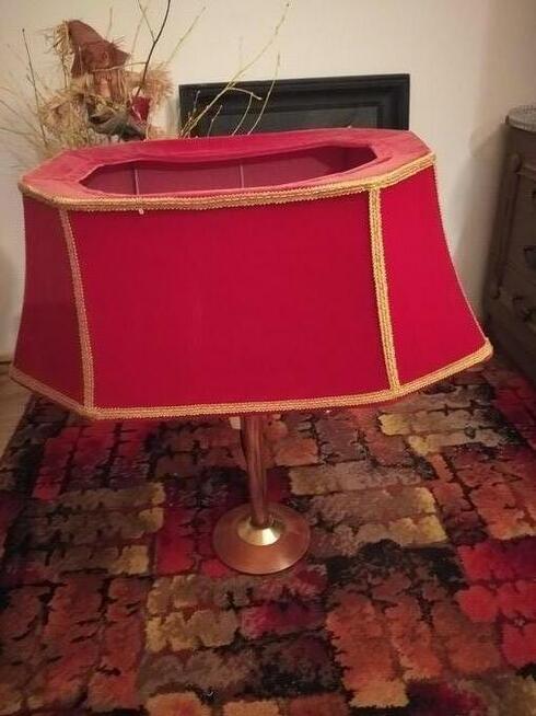 Lampa stojąca