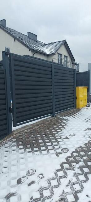 Ogrodzenie palisada nowoczesne