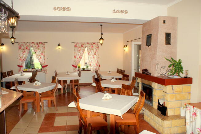 Kelner/Kelnerka, Barman/Barmanka