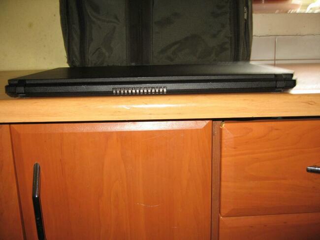 Nowy Acer slim 15.6 ips Intel core 7 generacja . Gwarancja