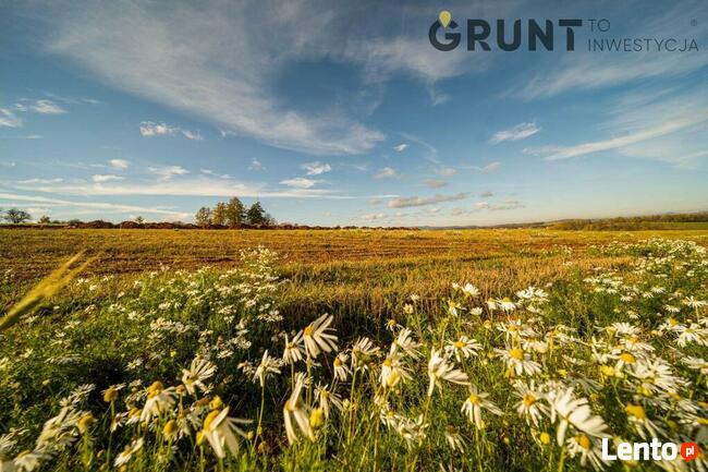 Działki budowlane z widokiem na pasmo górskie