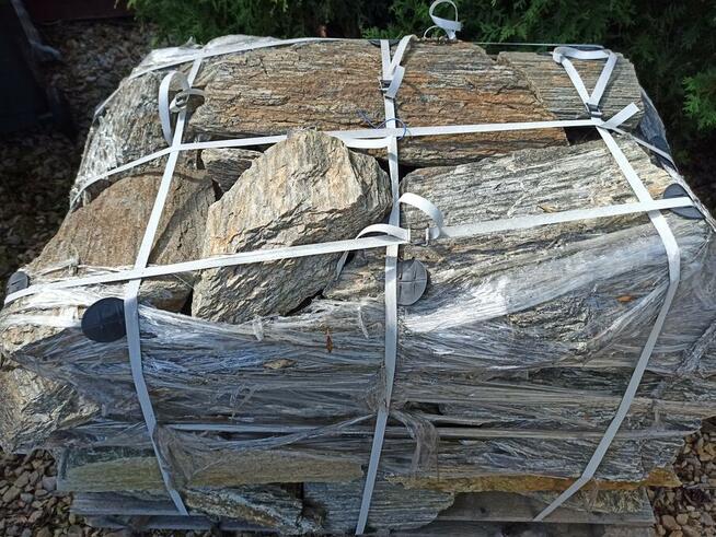 Kamień Kora Kamienna duże głazy ogrodowe kamień do ogrodu