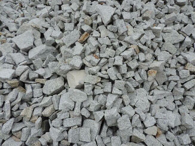 Kamień szary łupek granitowy do gabionu do ogrodzenia granit