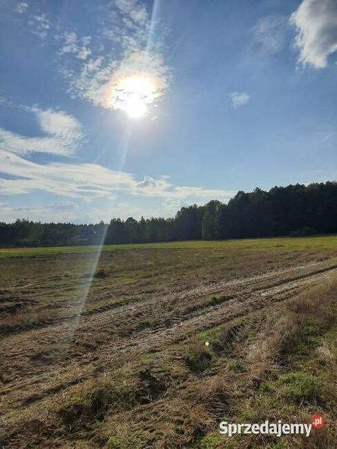 Sprzedam działkę budowlaną media