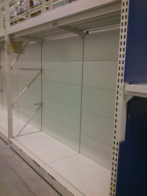 Przebudowa regałów sklepowych