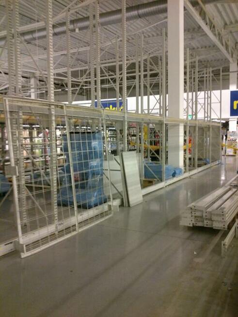 Przebudowa regałów sklepowych