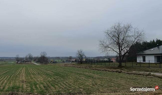 Działka budowlano-rolna uzbrojona pow. 4403m2