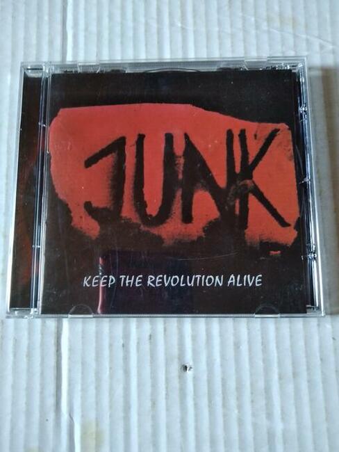 Junk - Keep The Revolution Alive. Płyta CD.