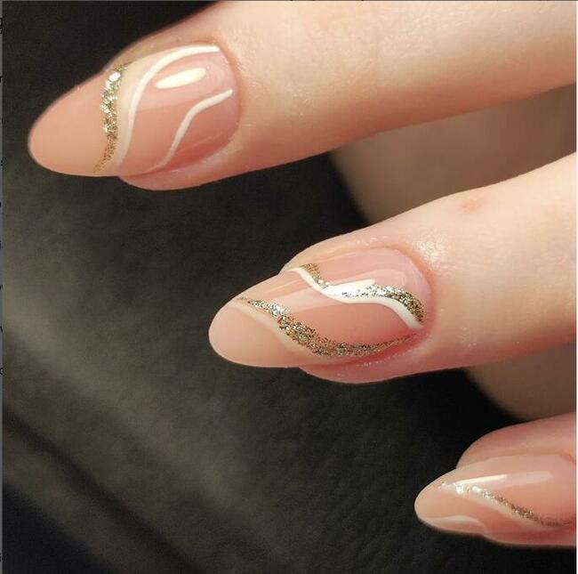 Paznokcie/Brwi/Rzęsy/Oczyszczanie twarzy/ Zabiegi