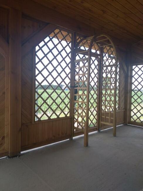 Dom wolnostojący ,przytulny w cichej okolicy !!!