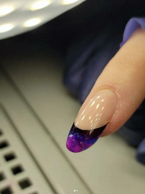 Paznokcie/Brwi/Rzęsy/Oczyszczanie twarzy/ Zabiegi