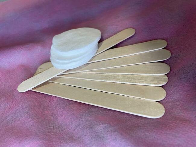 Paznokcie/Brwi/Rzęsy/Oczyszczanie twarzy/ Zabiegi