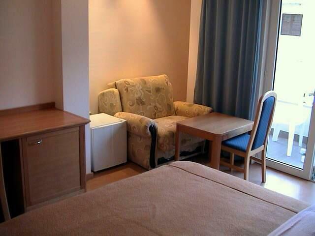 CHORWACJA od1790 zł Makarska LOT Wroclaw-Dubrovnik 29.9-6.10