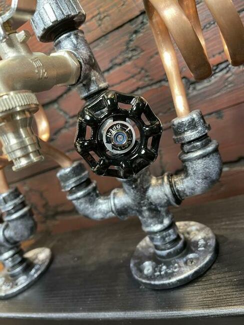 Stojak, dozownik lub nalewak do alkoholu Symbioza