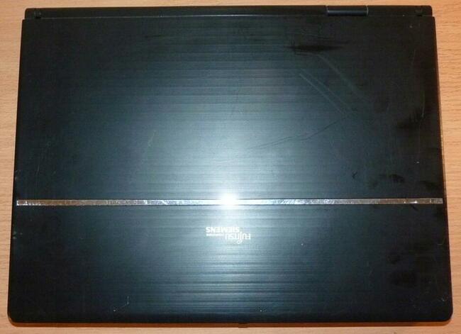 FUJITSU AMILO Xa 2529 17cali AMD TL-64 2.2GHZ/3GB/250GB